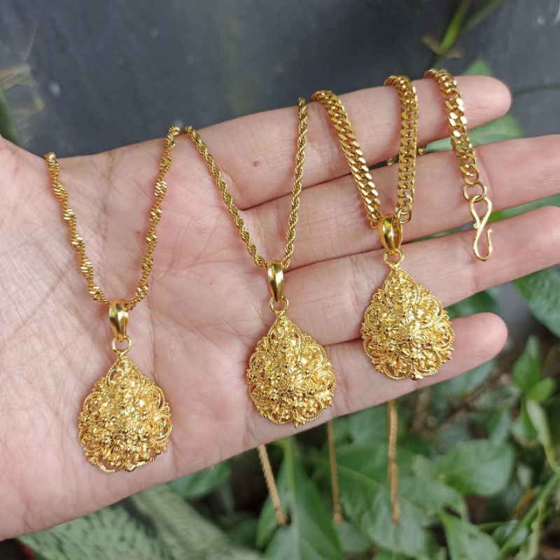 kalung titanium mainan alpaka lapis emas