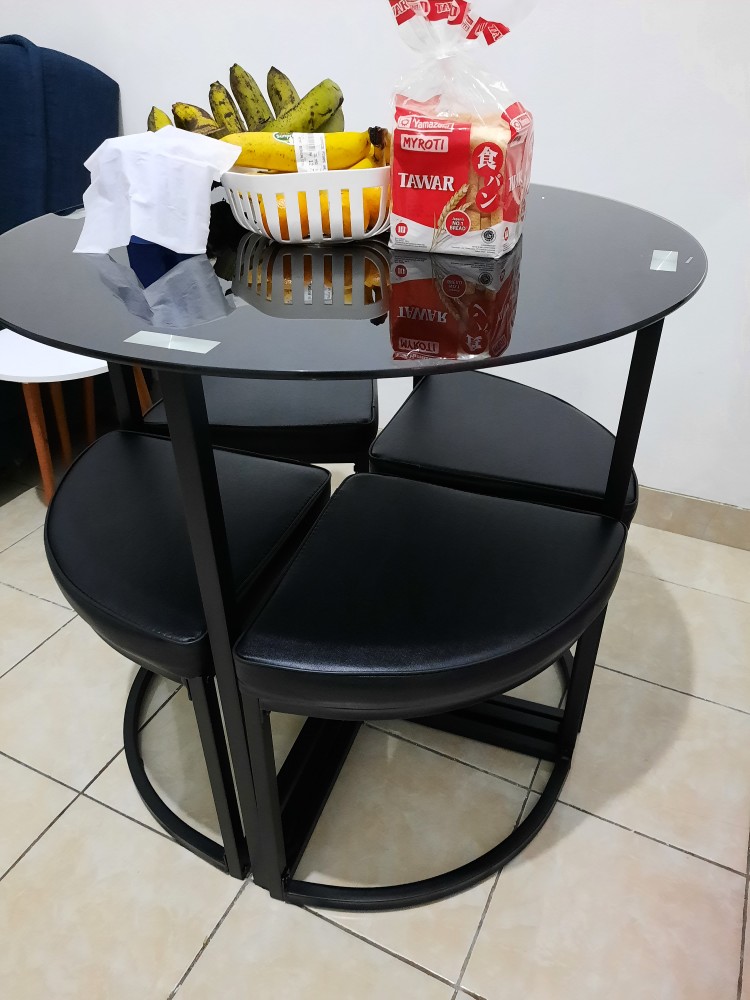 Interior Furniture Meja Makan Minimalis