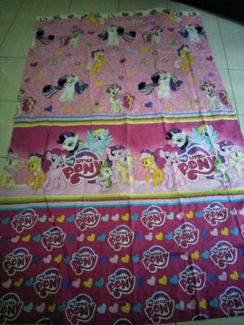 Gorden Pintu Karakter My Little Pony Pink Muda Model Smokering Ukuran L 140 Cm X T 210 Cm