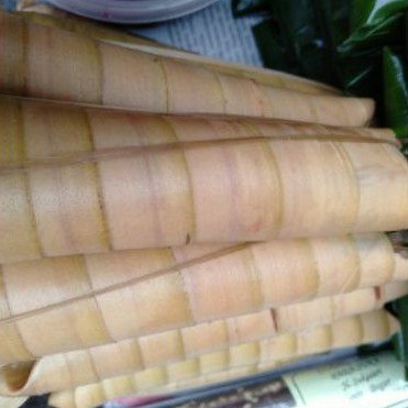

Lepet Ketan Lezat 2 pcs