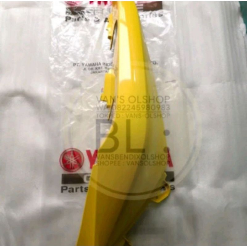 COVER BODY BELAKANG KIRI XMAX KUNING ORIGINAL YGP