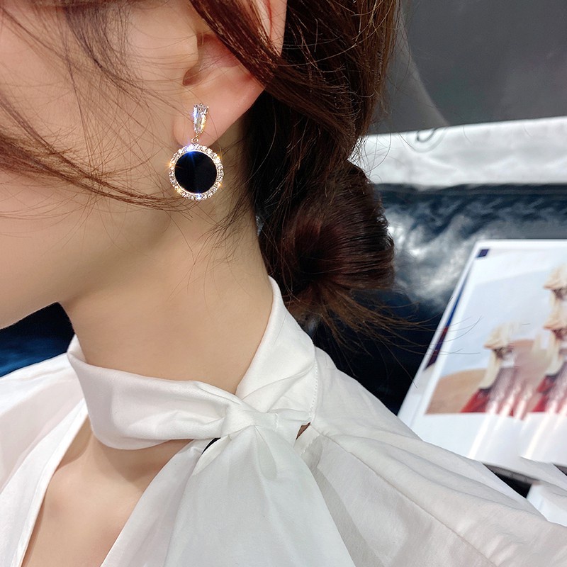 Anting Silver Needle 925 Hias Berlian Hitam Gaya Korea Untuk Wanita