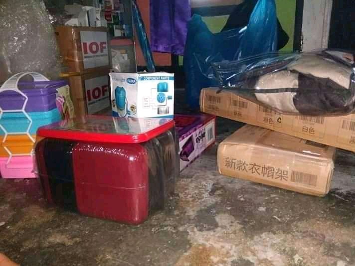 Rak Kulkas Tempat Penyimpanan Makanan