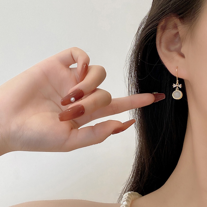 Anting Tusuk Lapis Emas 18k Desain Pita Hias Opal Untuk Wanita