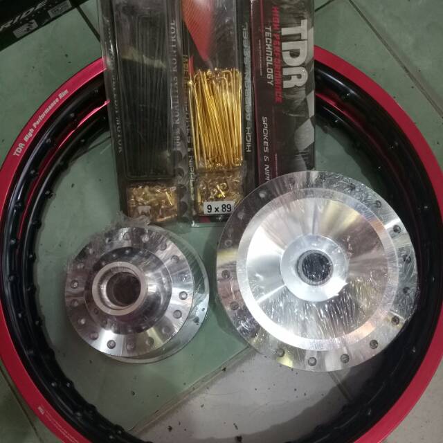 Sepaket Velg Tdr 2 tone Ring 17 Nmax plus stell velg