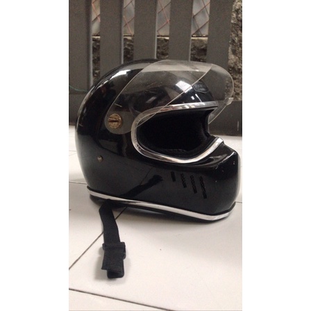 Helm cakil merk fourtin garage