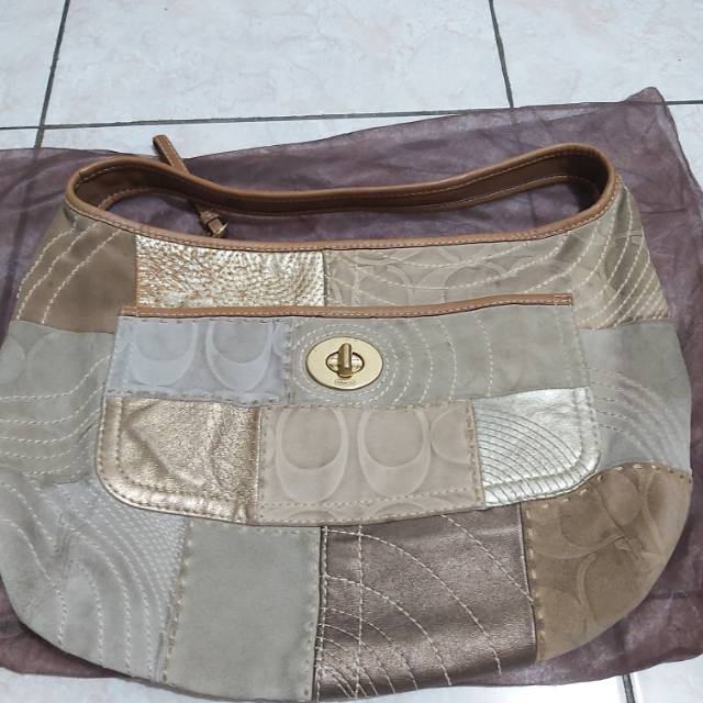 Preloved tas coach (hobo bag)