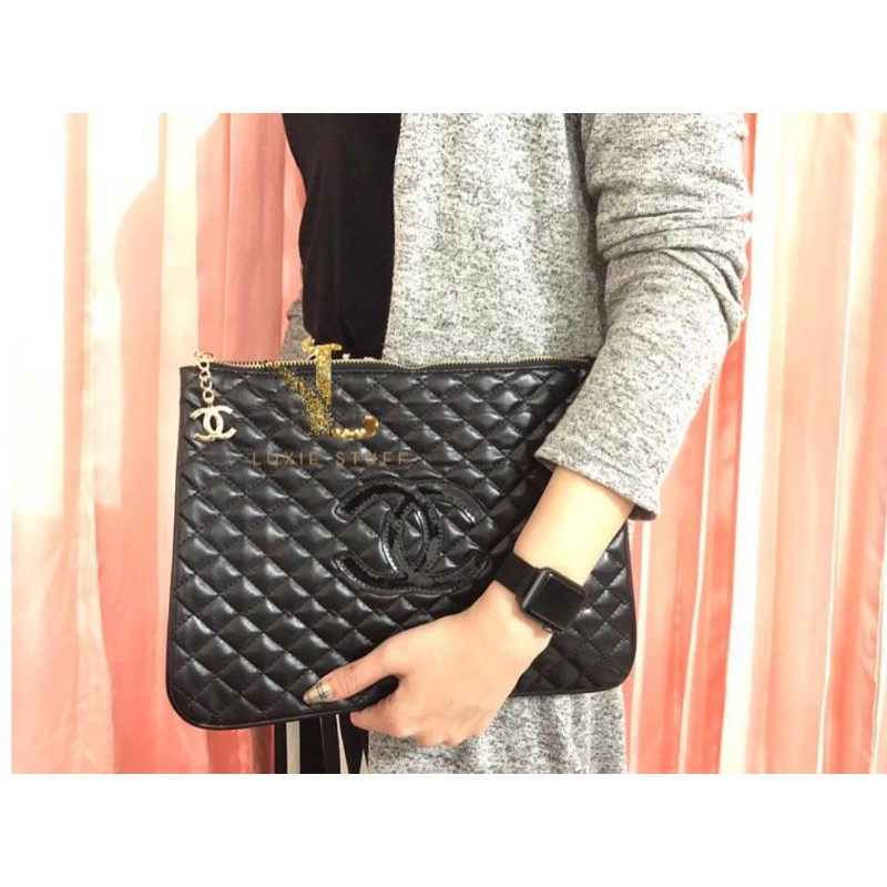 Clutch Chanel Gift VIP Original