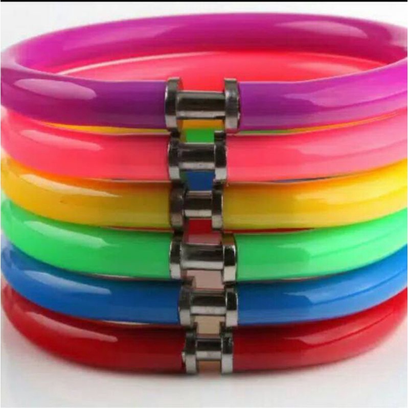 

1 pcs pulpen gel karakter gelang keren