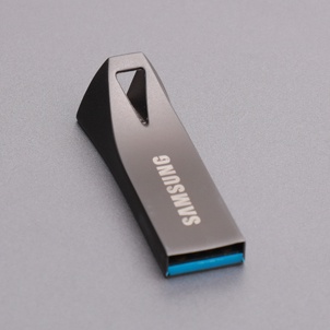 【Local Stock】Samsung Flashdisk 2tb Metal Mini Flash Drive USB 3.0 High Speed Reading