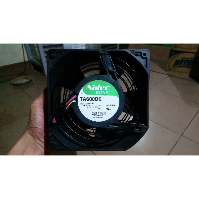 FAN SERVER NIDEC BETA V TA600DC DC 12V 10A 15 CM