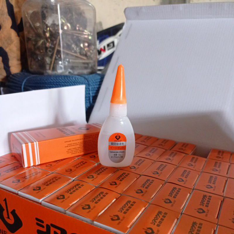 

lem korea. lem tetes. lem setan. lem serbaguna one glue