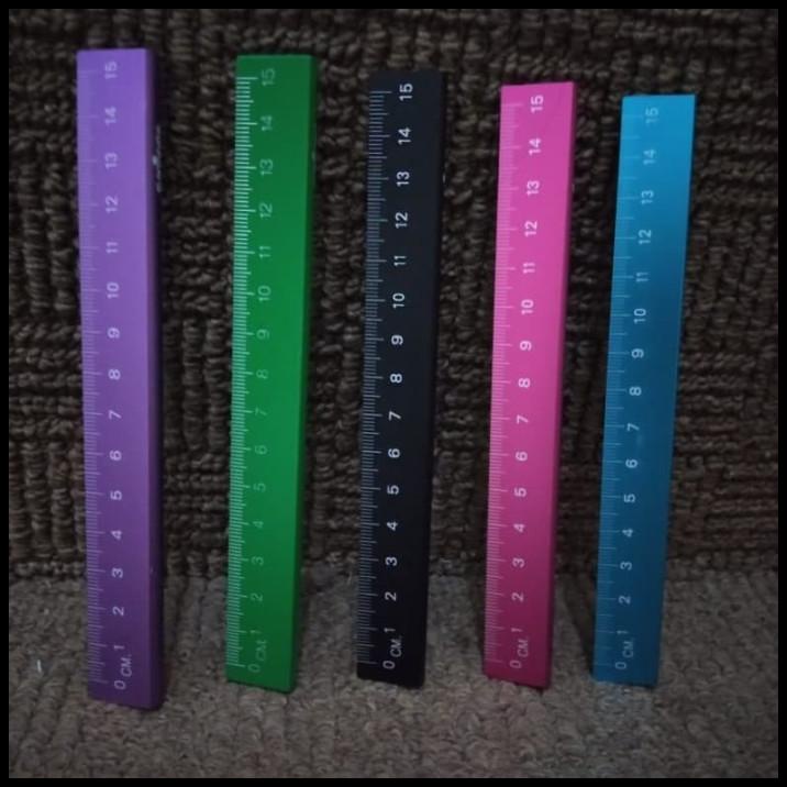 

Vanila | Smiggle Metallic Ruler 15Cm - Penggaris Besi Smiggle