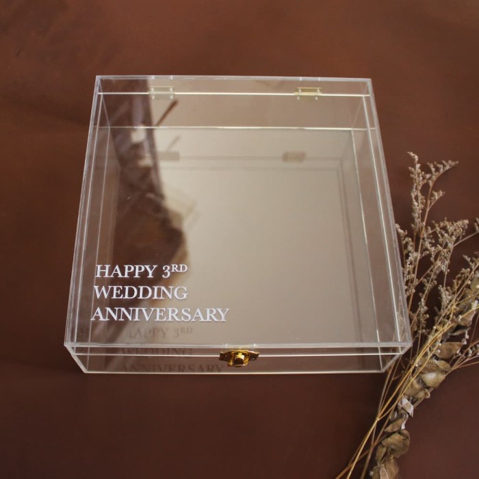 

Acrylic Box 24x24x5 / Kotak Bridesmaid Acrylic / Kotak Akrilik Elegan