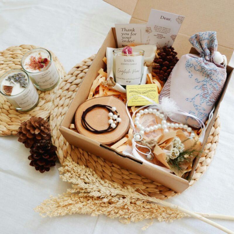 

Hampers Scented Candle Prayers Kit | Gift Box Ulang Tahun | Hadiah Graduation | Kado Wedding