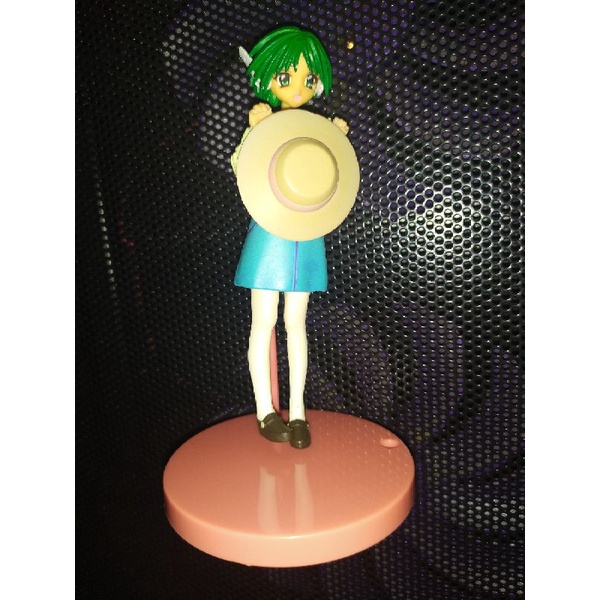 To heart multi figure