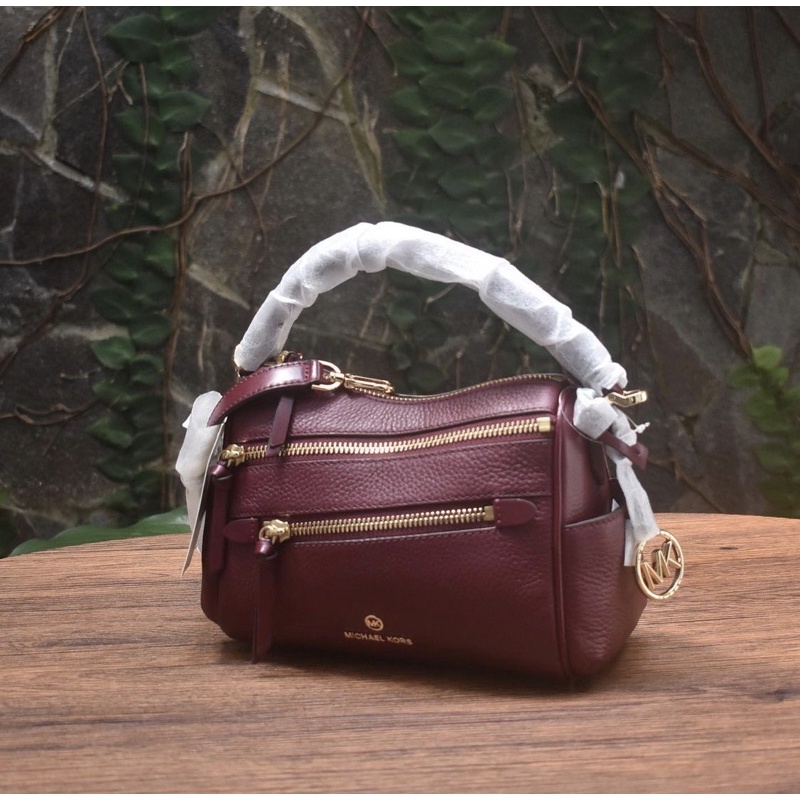 MK LORIMER DK BERRY SMALL ZIP SATHEL LEATHER