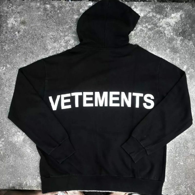 hoodie vetements oversize
