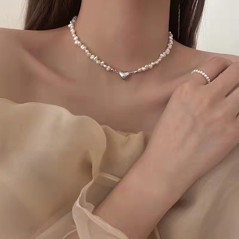 Kalung Rantai Dengan Liontin Mutiara Untuk Wanita