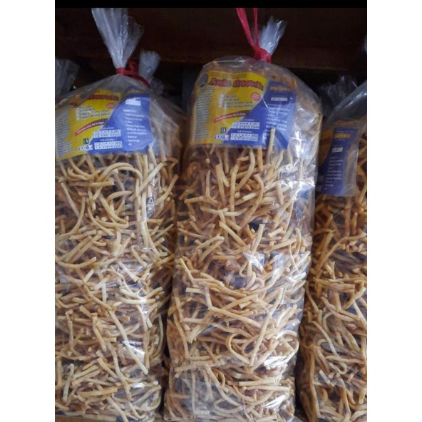 

sistik dan pangsit bawang anr