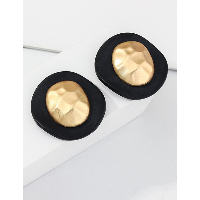 LRC Anting Tusuk Fashion Golden Geometric Round Irregular Embossed Alloy Stud Earrings D94451