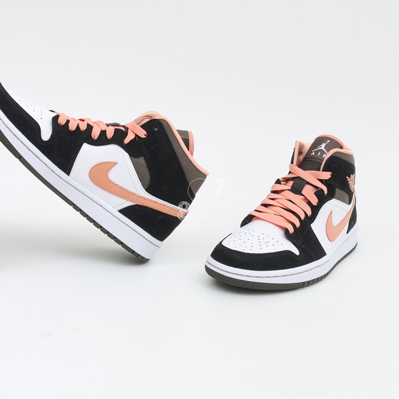 Air Jordan 1 Mid Peach Mocha