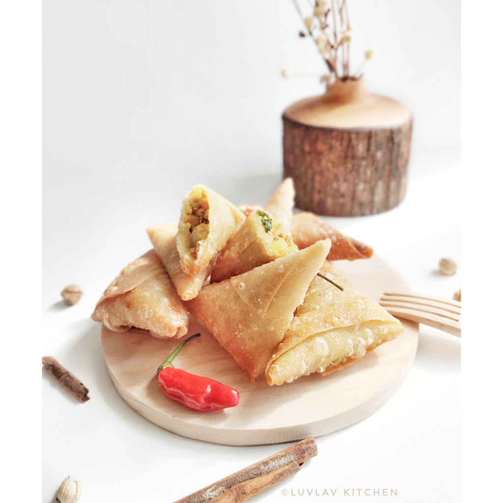 Luvlav Kitchen Samosa Kari Ayam Frozen Food Bandung Cemilan Homemade Sehat Tanpa Pengawet