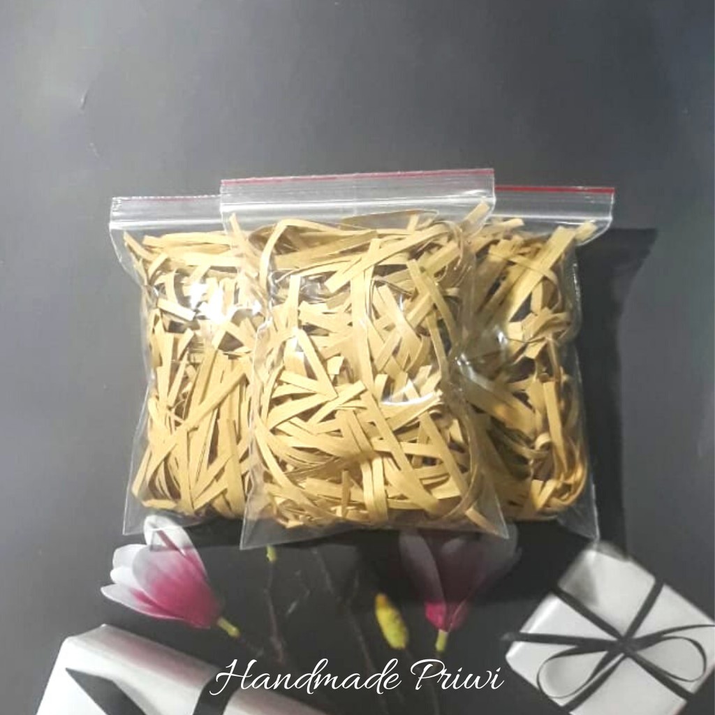 

KERTAS CACAH KERTAS SERUT HAMPERS POTONGAN SHREDDED PAPER KERTAS POTONG ALAS HAMPERS