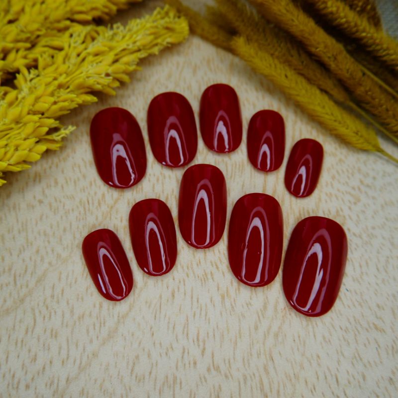 Aynails | kuku palsu maroon polos