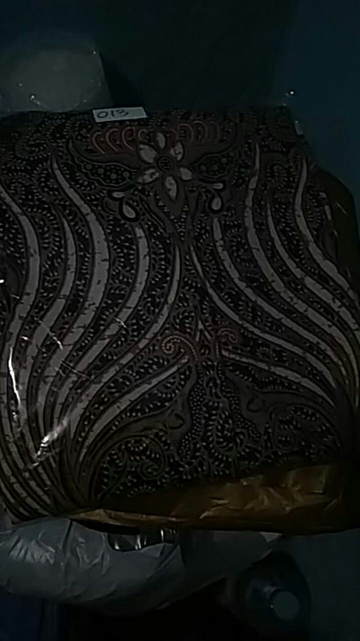 Kemeja Batik Pria Lengan Panjang Motif Modern Kualitas Premium Bahan Katun Kain Halus Lembut Abm 013