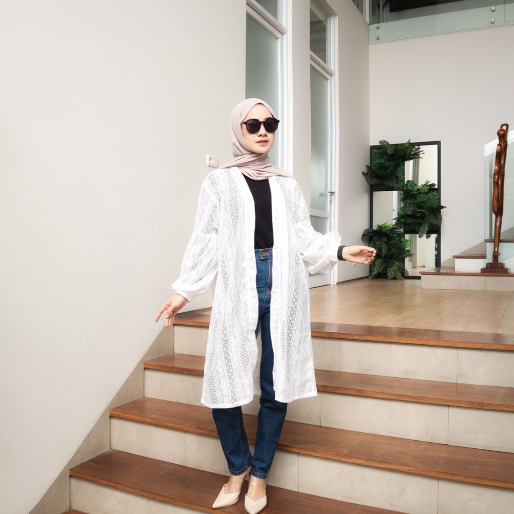 Fuzzy Outer White