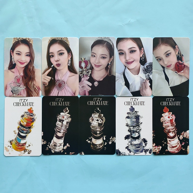 Itzy Kartu Foto Motif Kotak-Kotak