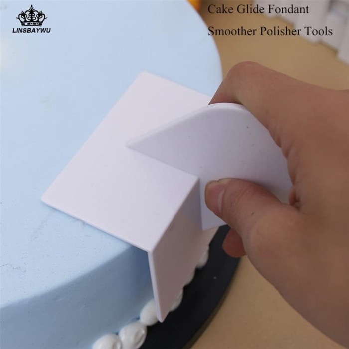 Cake Edge Smoother