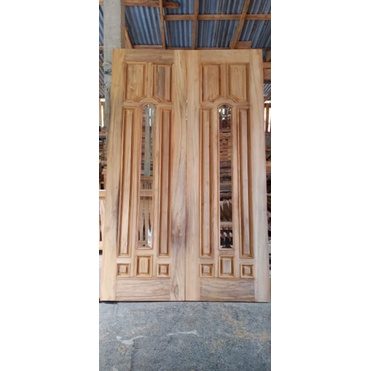 Pintu kupu tarung model spanyol bahan kayu jati