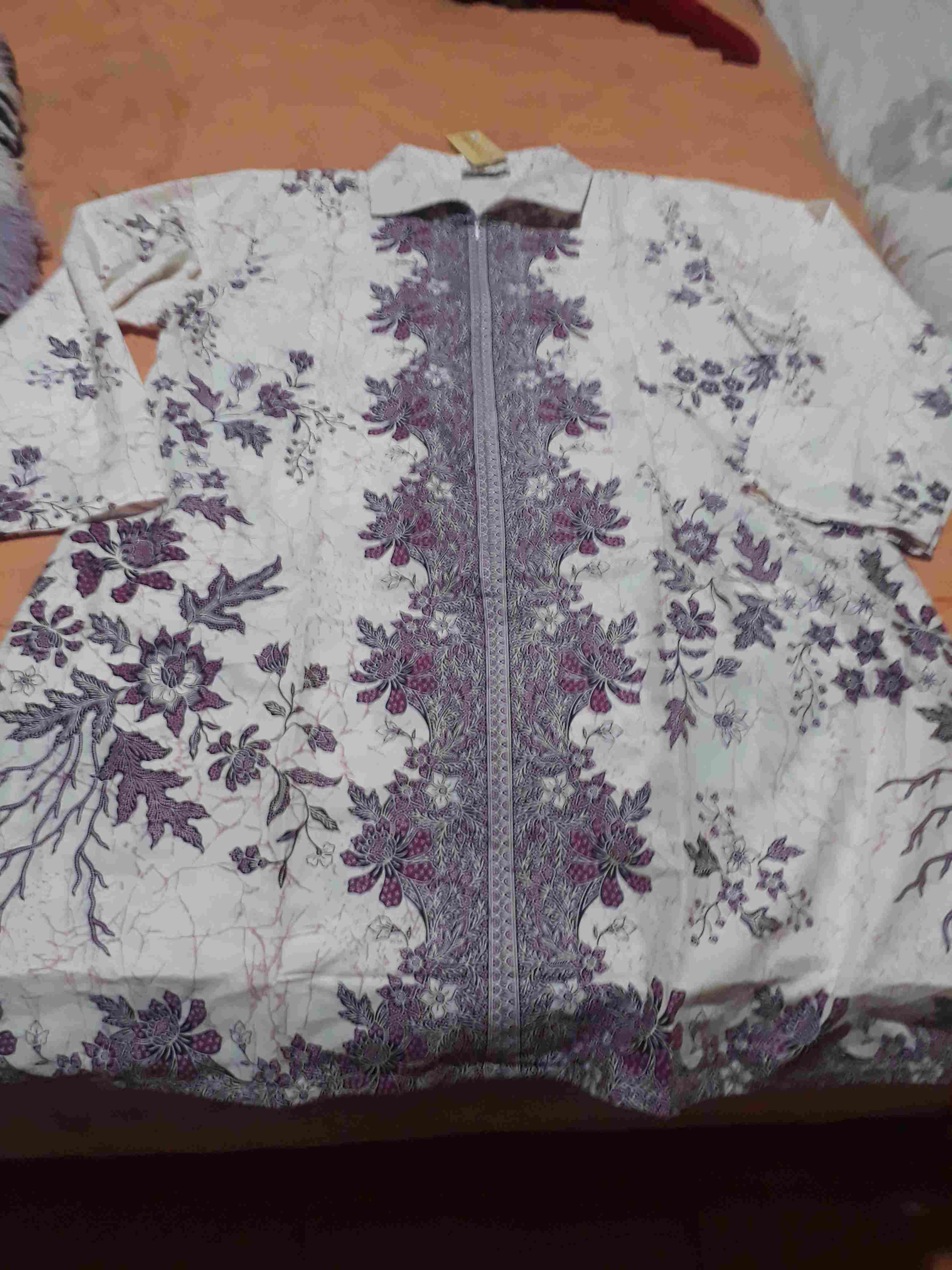 Atasan Tunik Jumbo - Atasan Tunik Batik Wanita Terbaru - Tunik Batik Furry Motif Sakura