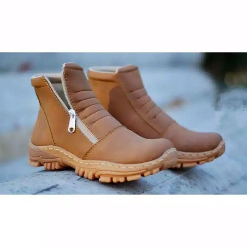 SEPATU SAFETY SEMI BOOTS KICKERS PRIA KULIT BOOT SEfTY BUT SEPTI BUTS SEVTI BOT SEPTY BOTS SEFTY