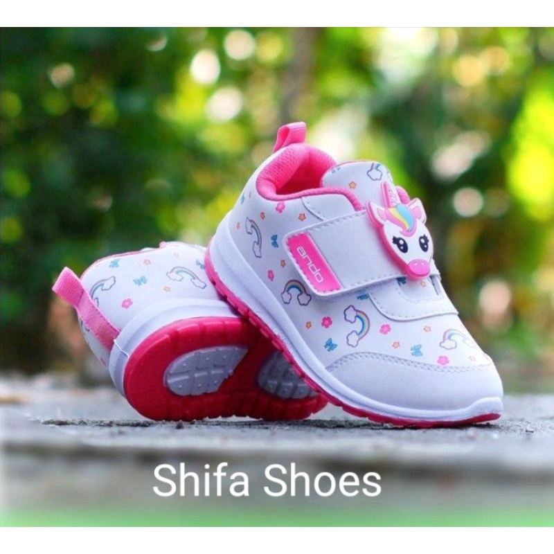 Sepatu Anak TK & SD Ando Elina Size 29-32-1