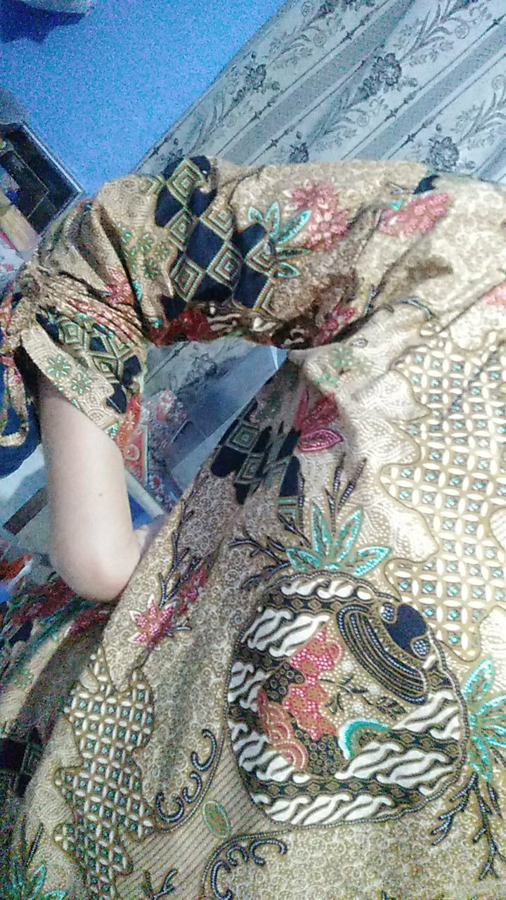 Maura Couple - Sania Ruflle Batik Couple Ori Ndoro Jowi Garansi Termurah Shopee  Modern Batik Bc 001