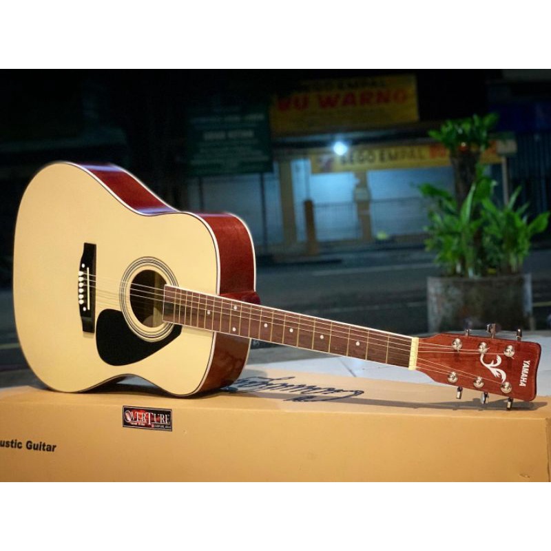 Gitar Akustik Yamaha Costum F310 Tanam Besi Rangka Silang