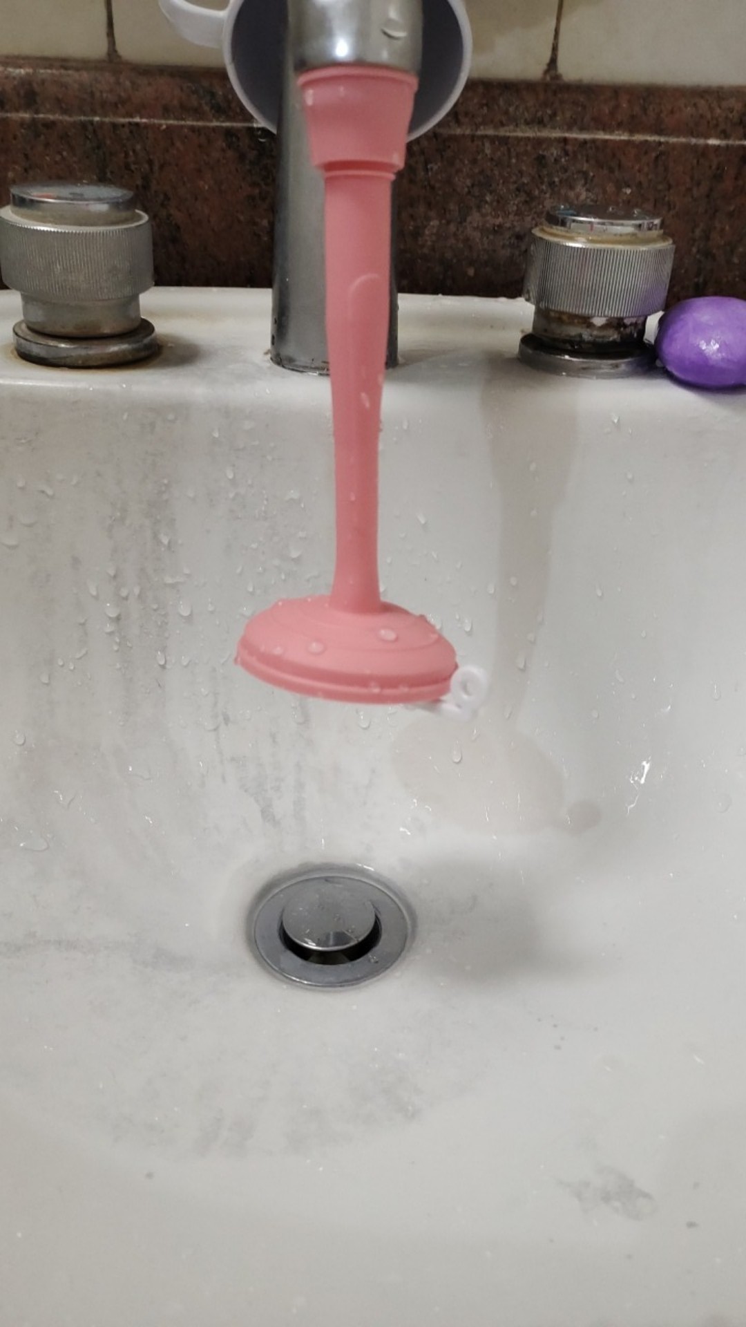 (50gr) Sambungan Kran Plastik Irit Air Hingga 50 Persen