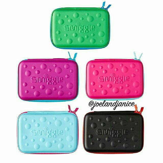 Smiggle Star Hardtop Pencilcase Bubble