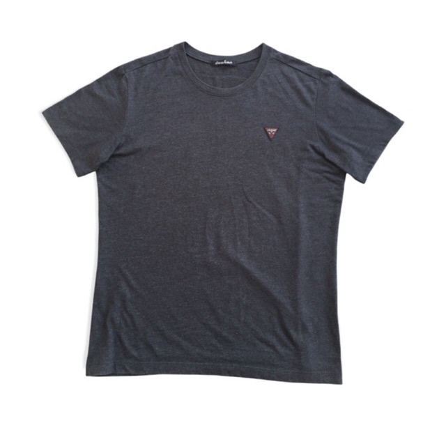 T-shirt Guess second