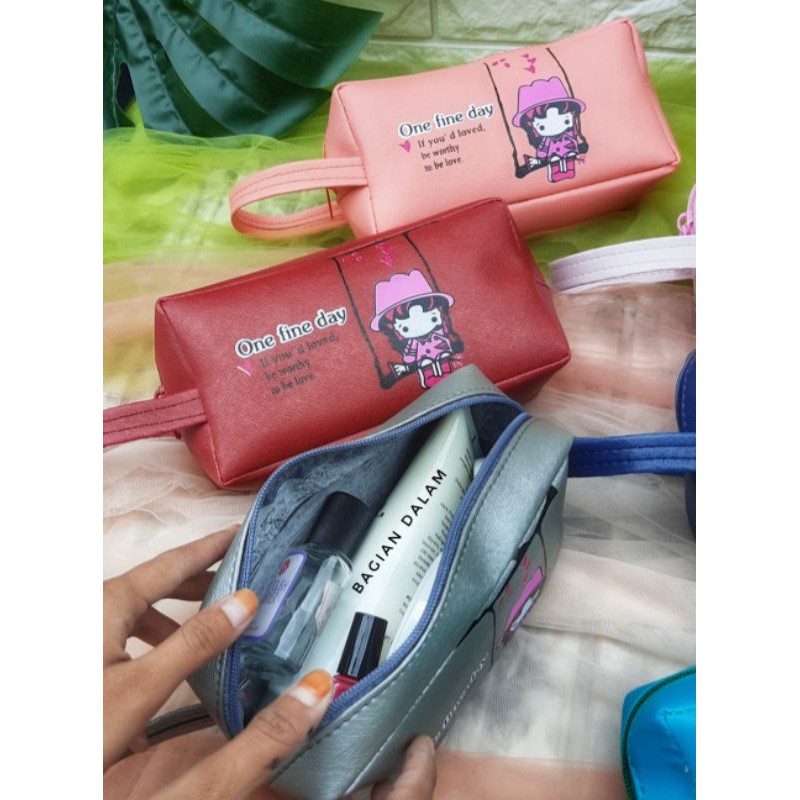 POUCH KOSMETIK  SERBAGUNA BENTUK LONTONG