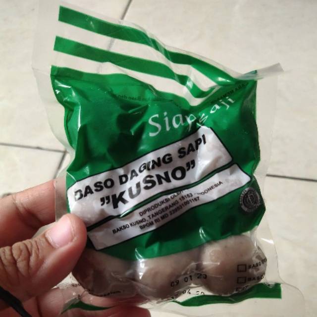 

Baso special kusno isi 9 baso dan bumbu