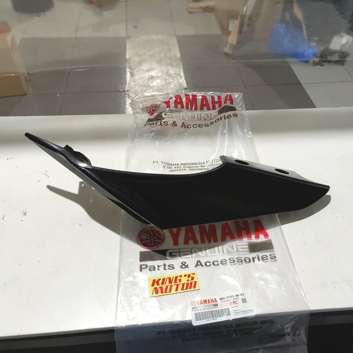 COVER BODY R15, R-15 NEW, VVA, V3 KIRI HITAM (BK6-P3) ASLI YAMAHA