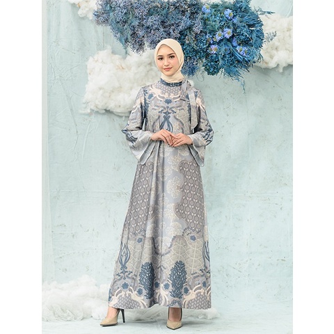 Clarissa Dress In Cloud Gray - Wearing Klamby