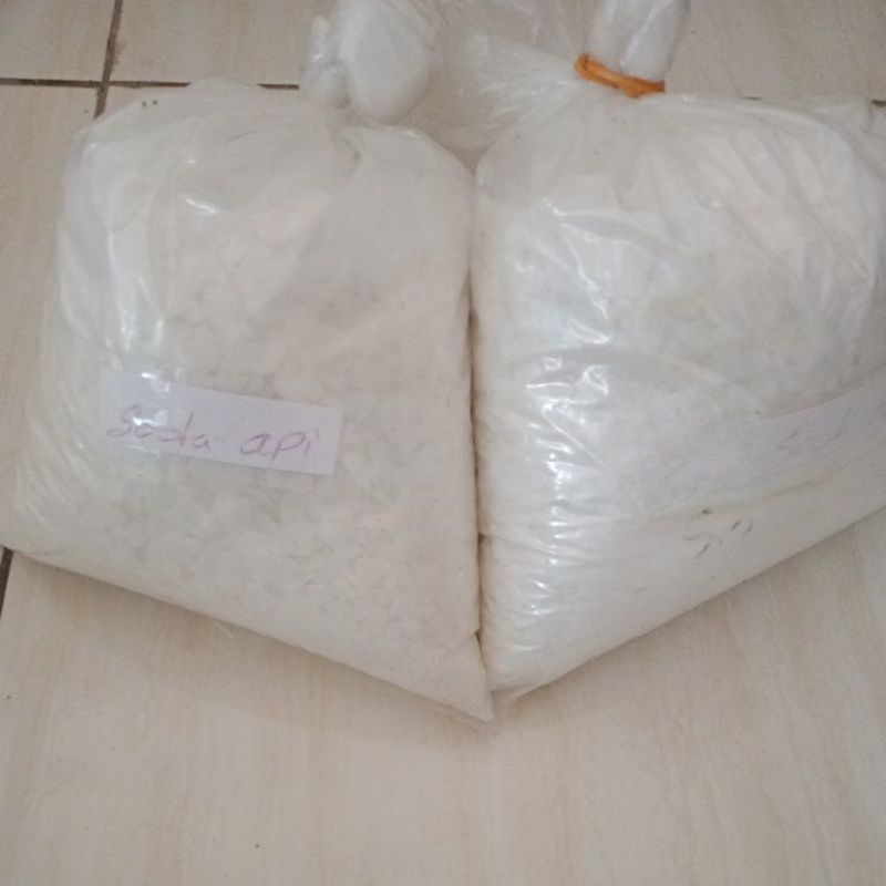 Soda api/Natrium hidroksida(1kg)