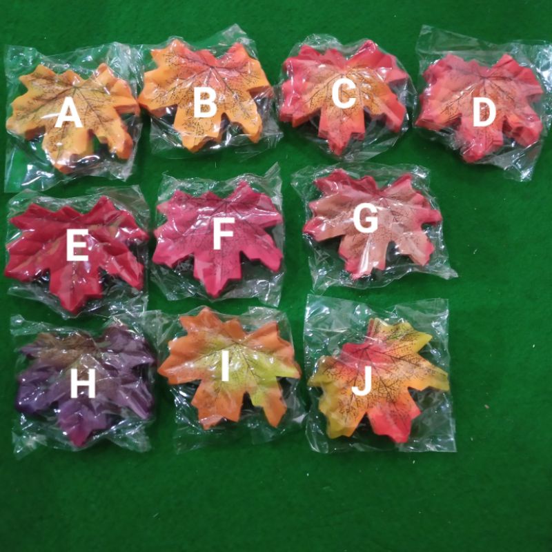 GROSIR Daun Mapple maple leaf isi 100