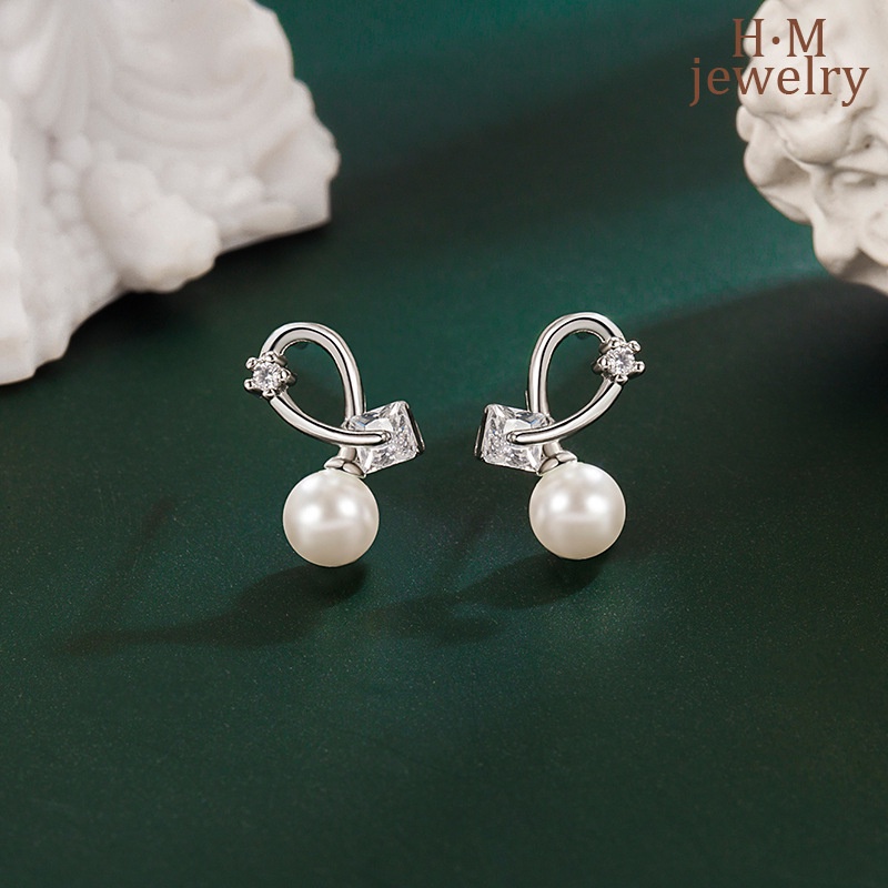 Anting Tusuk Berlian Imitasi Bentuk Kotak Hollow Untuk Wanita