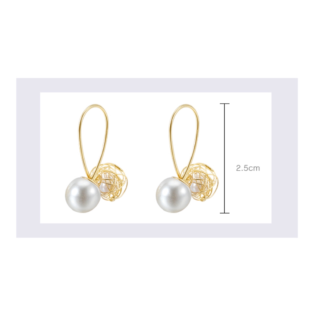 Anting Motif Bola Model Hollow Gaya Retro Untuk Wanita